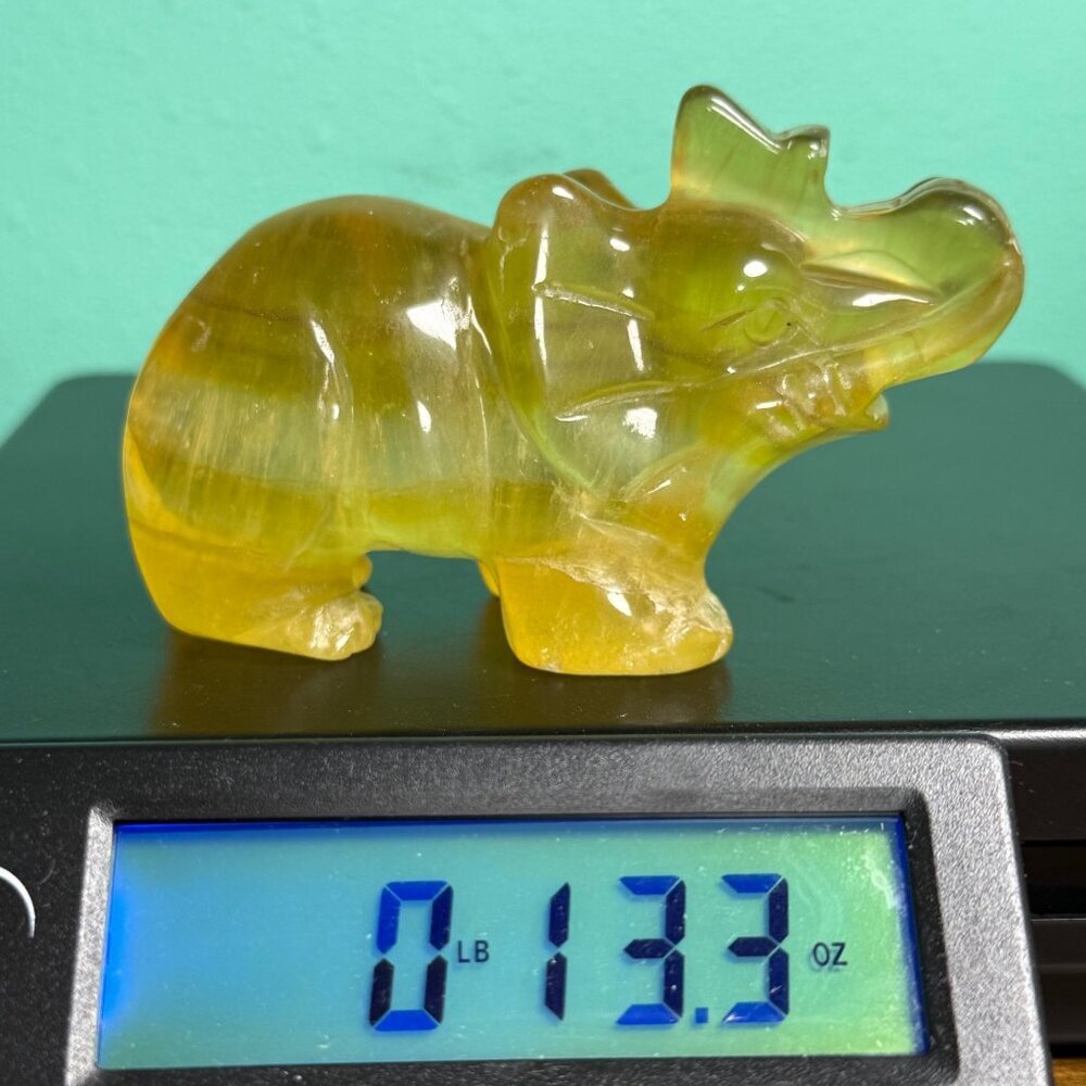 Natural Yellow Fluorite Elephant Hand Carved UVs Stone Trunk Up 4" 376g - Picture 11 of 11